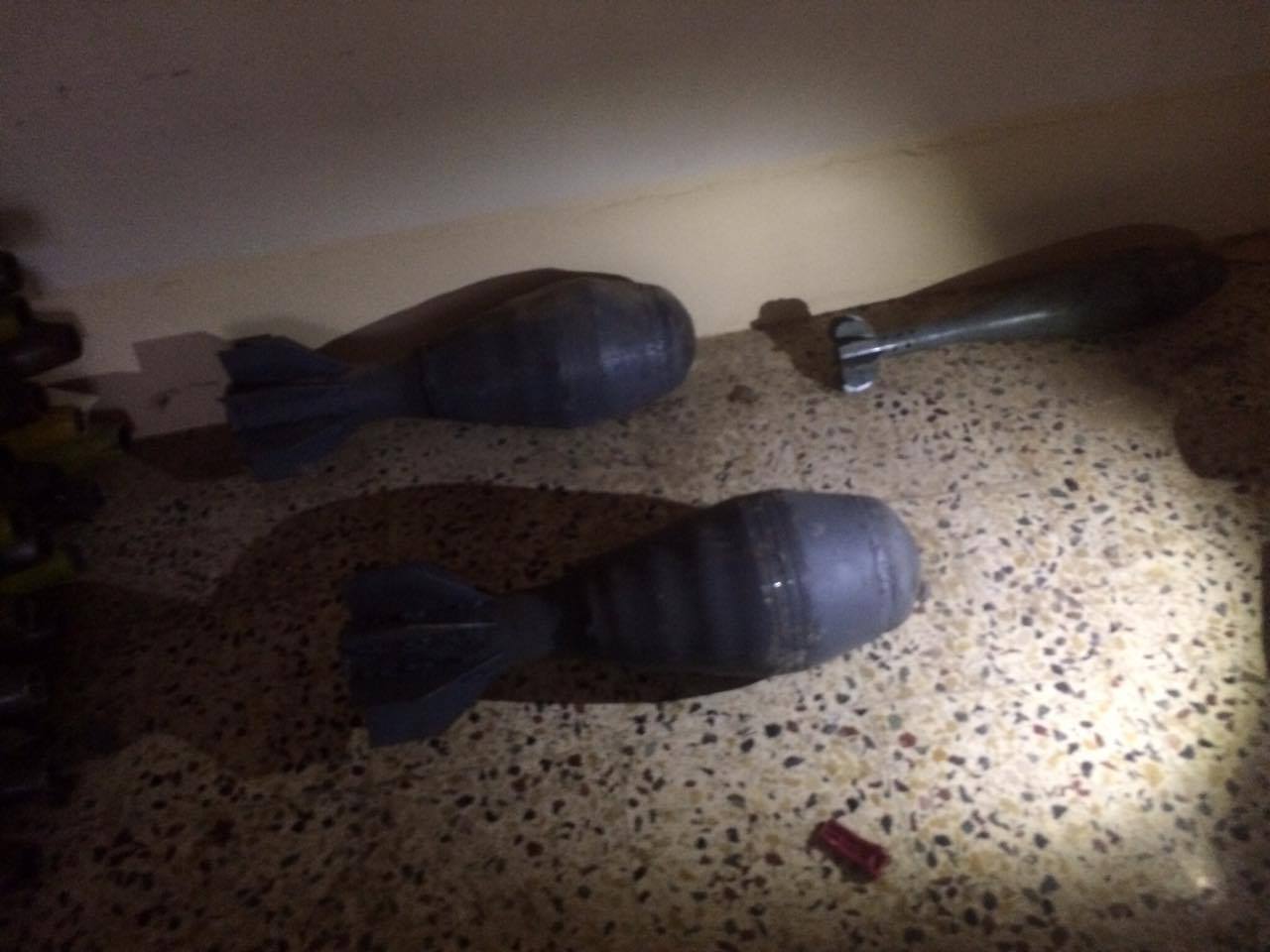 به‌ وێنه‌.. له‌ كارگه‌يه‌كى درووستكردنى چه‌كى داعشدا قوتوى بيره‌ و وێسكى دۆزرايه‌وه‌